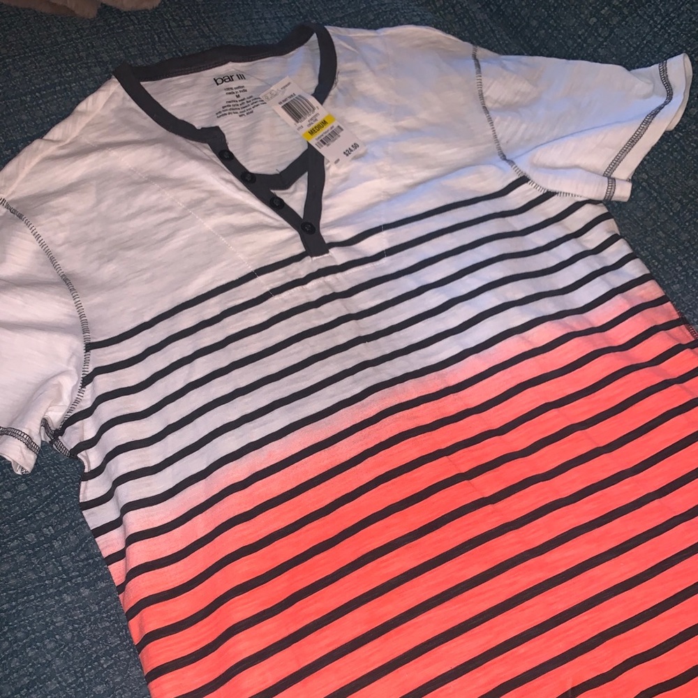 Bar III Tee